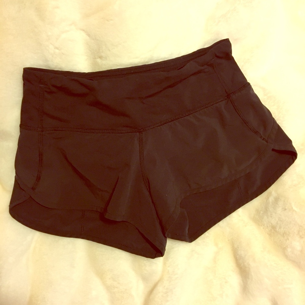 Lululemon black shorts